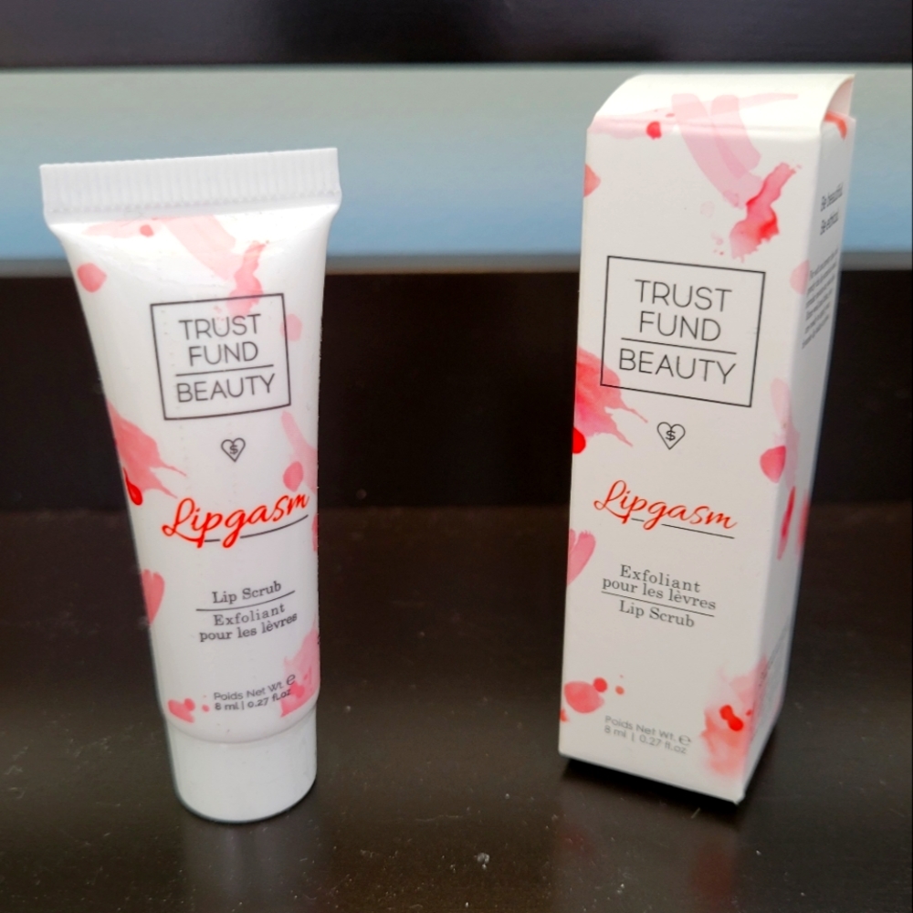 Trust Fund Beauty Lipgasm exfoliant lip scrub (sealed)